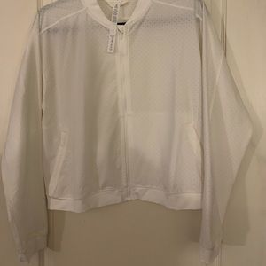 Lululemon Final Lap Jacket - size 10.